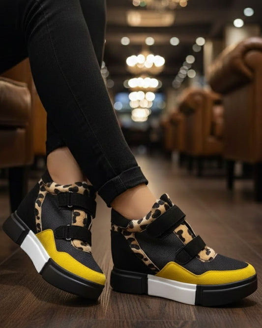 Women's Sneaker