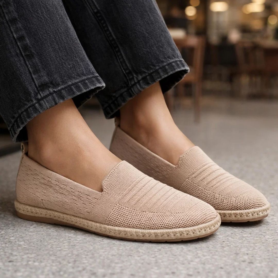 Women's Trigo Loafer (40)