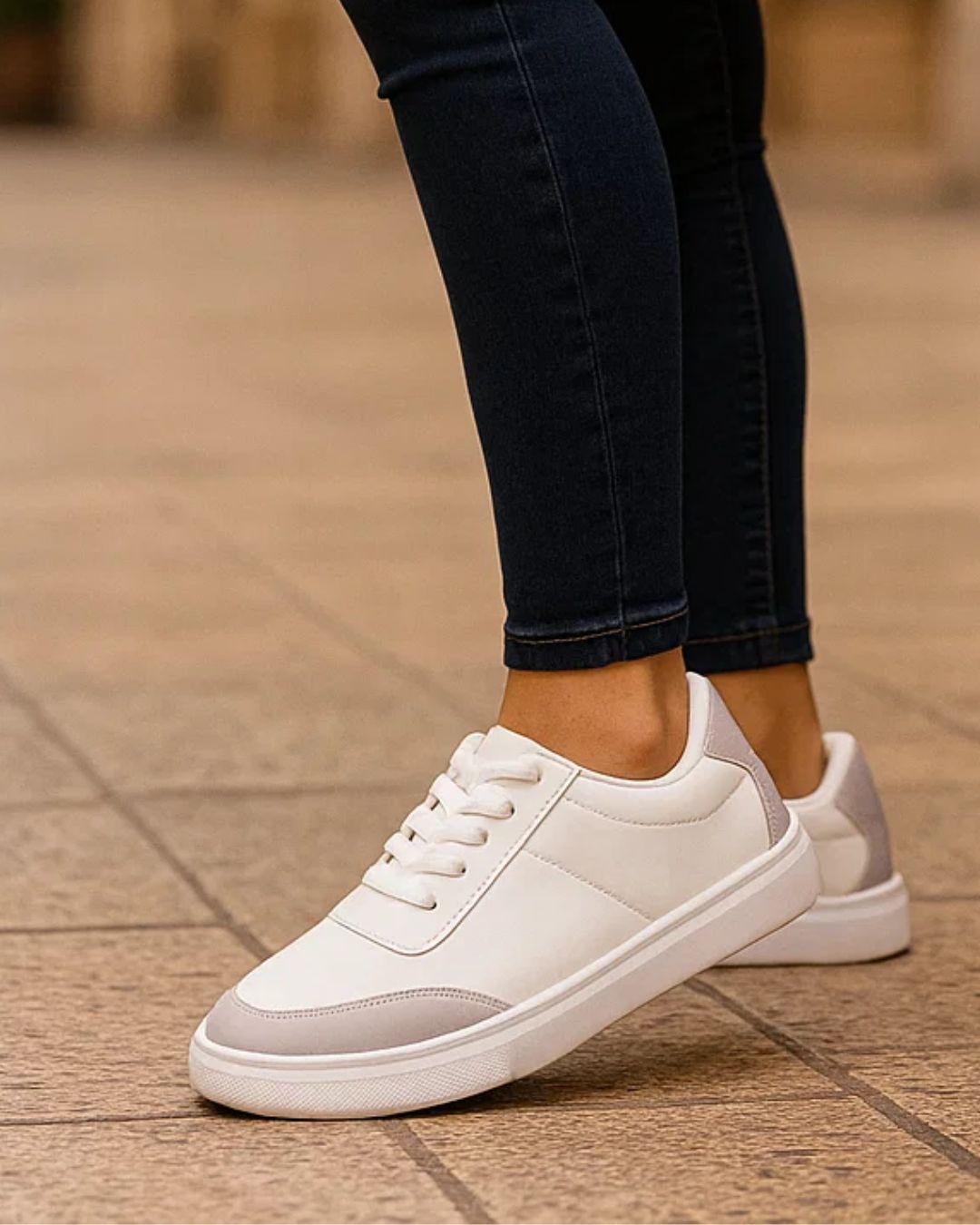 Women' Sneaker 4230