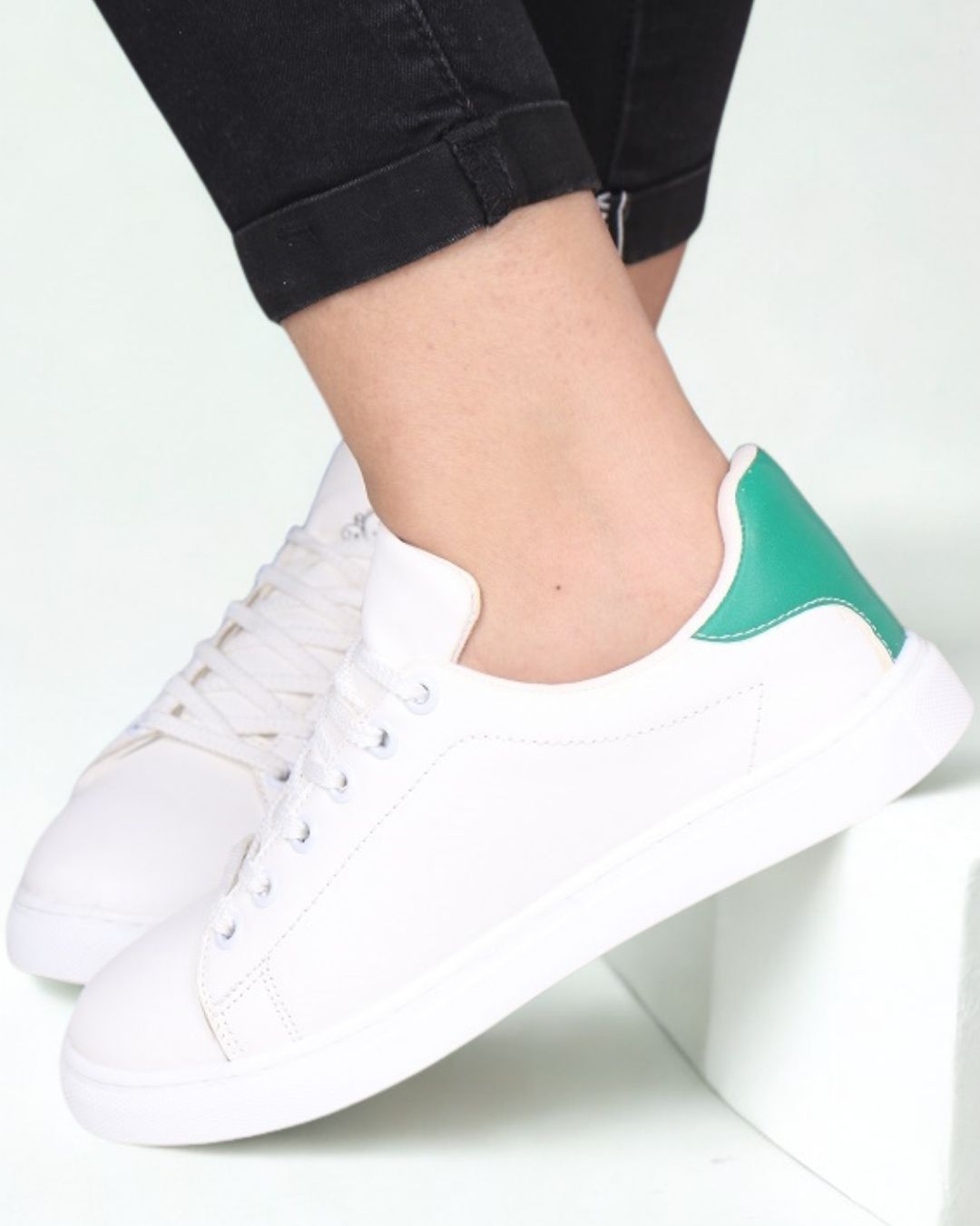 Nova Sneaker 4126