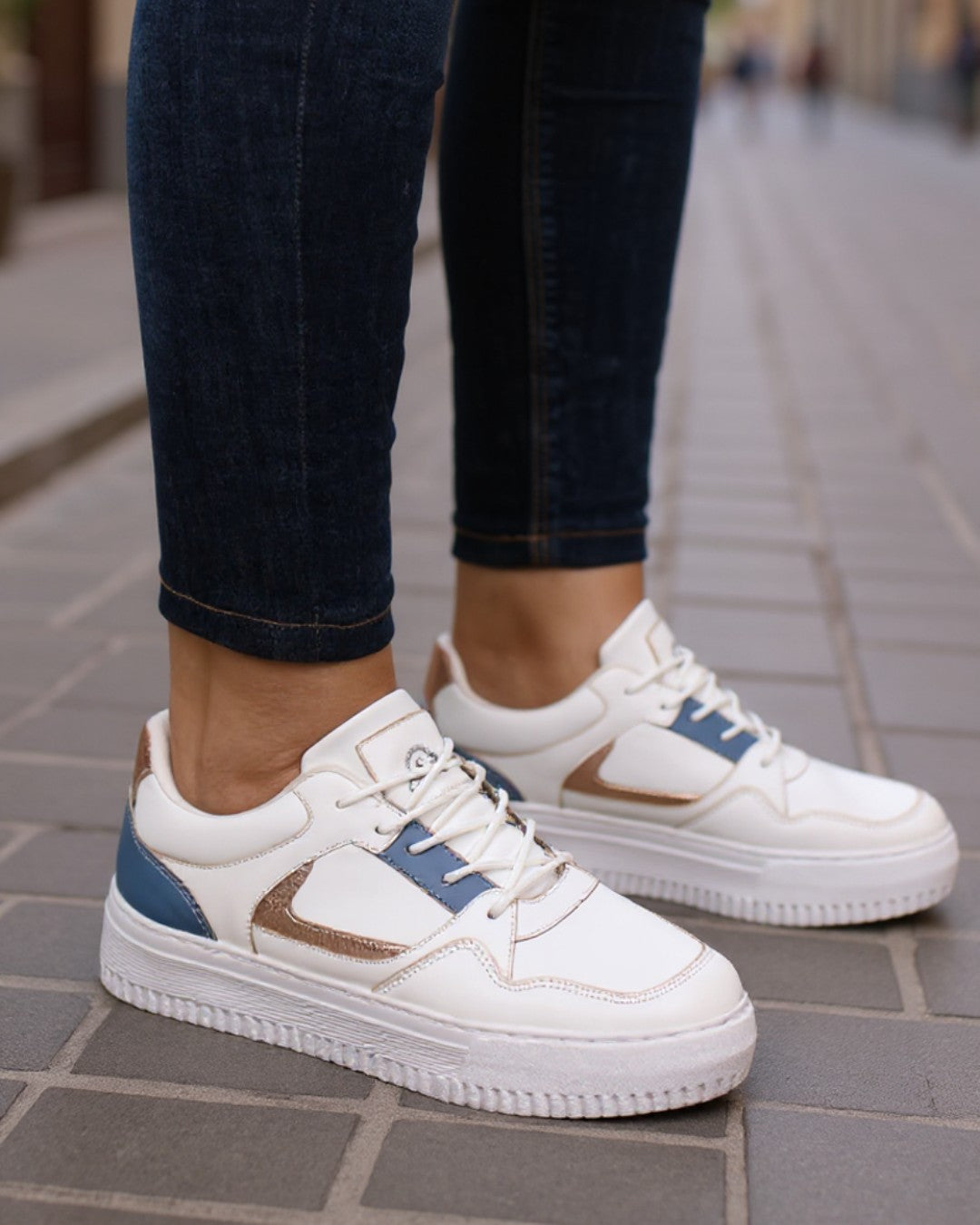 Ultra Max Sneaker