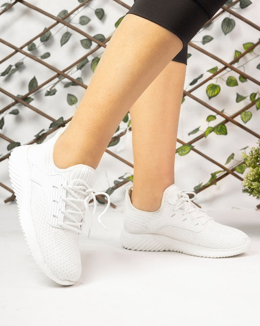 Women's Elite Sneakers 4130