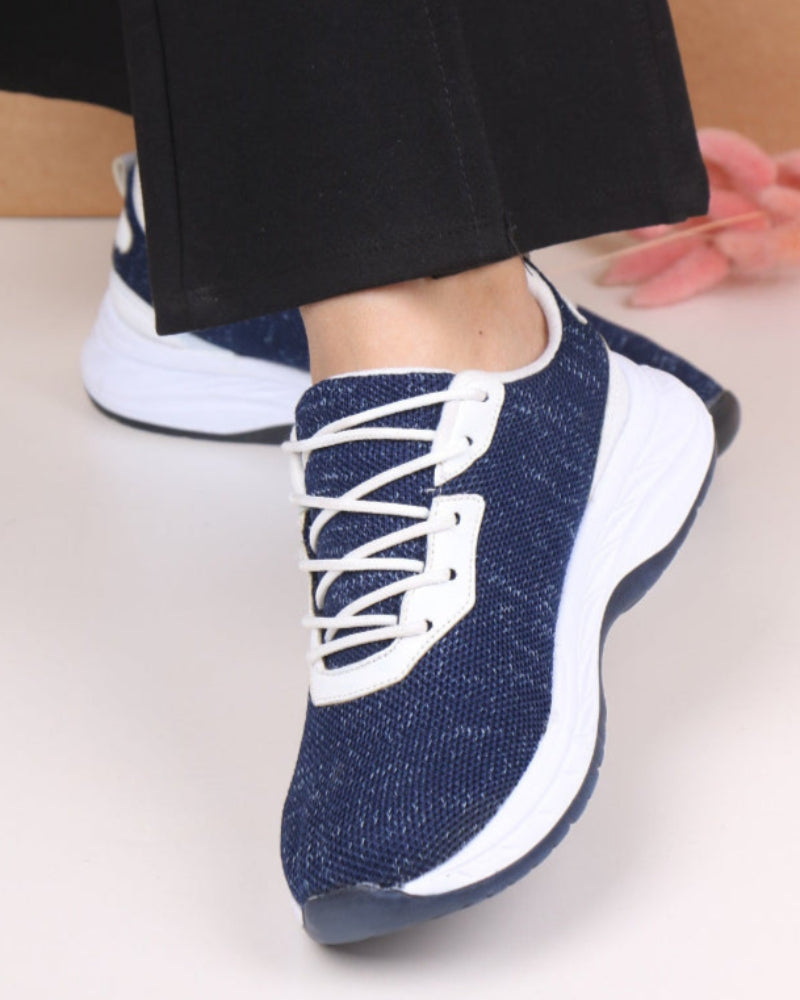 Meva Sneaker