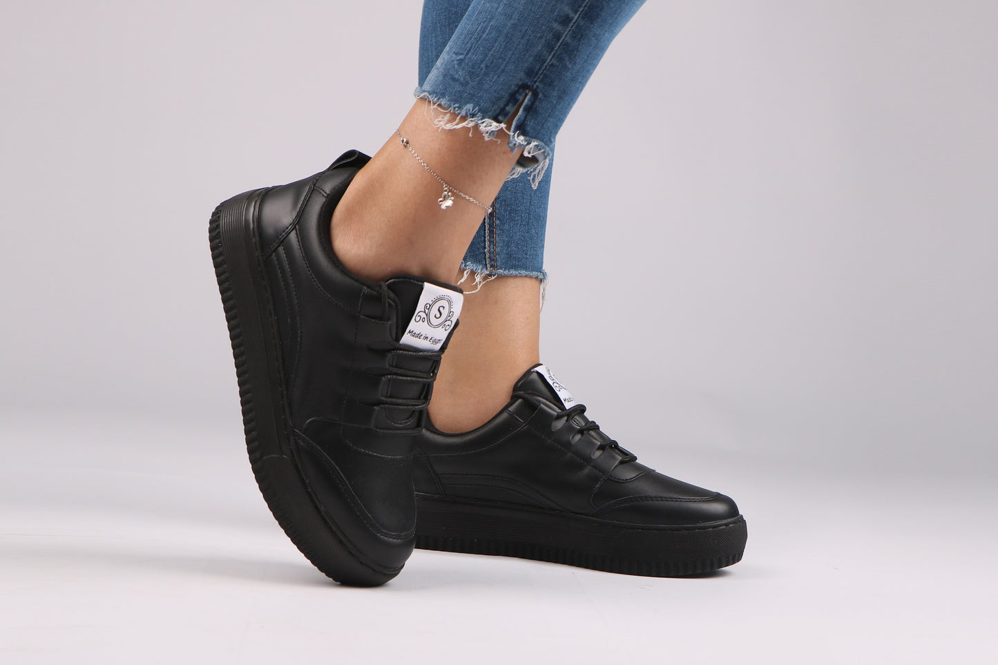 Women's Sneakers - 2032