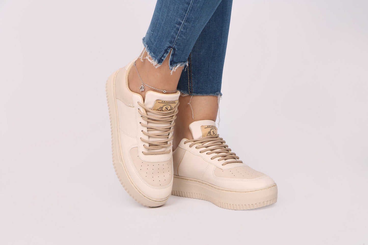 Women's Sneakers - 4036