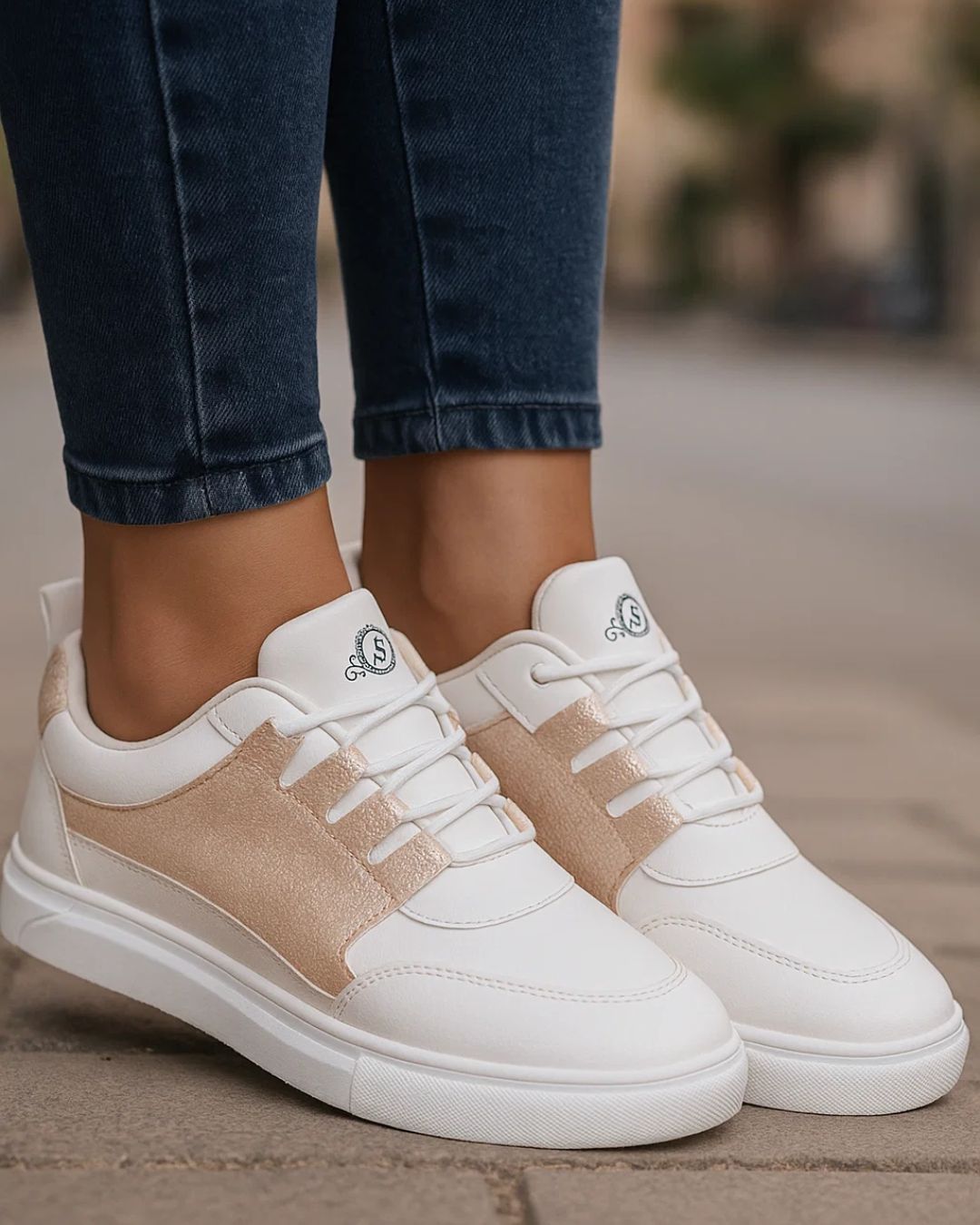 Women's Sneakers 4181