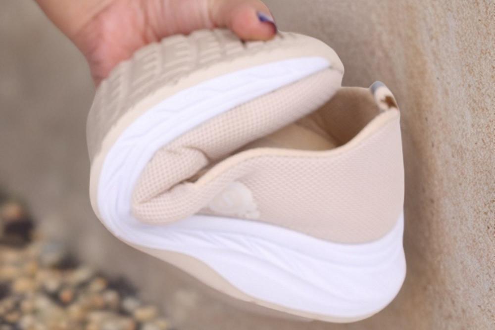 Women's Sneakers - 2044_37