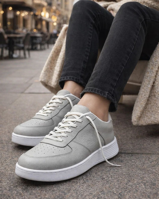 Women's Sneakers - 2099