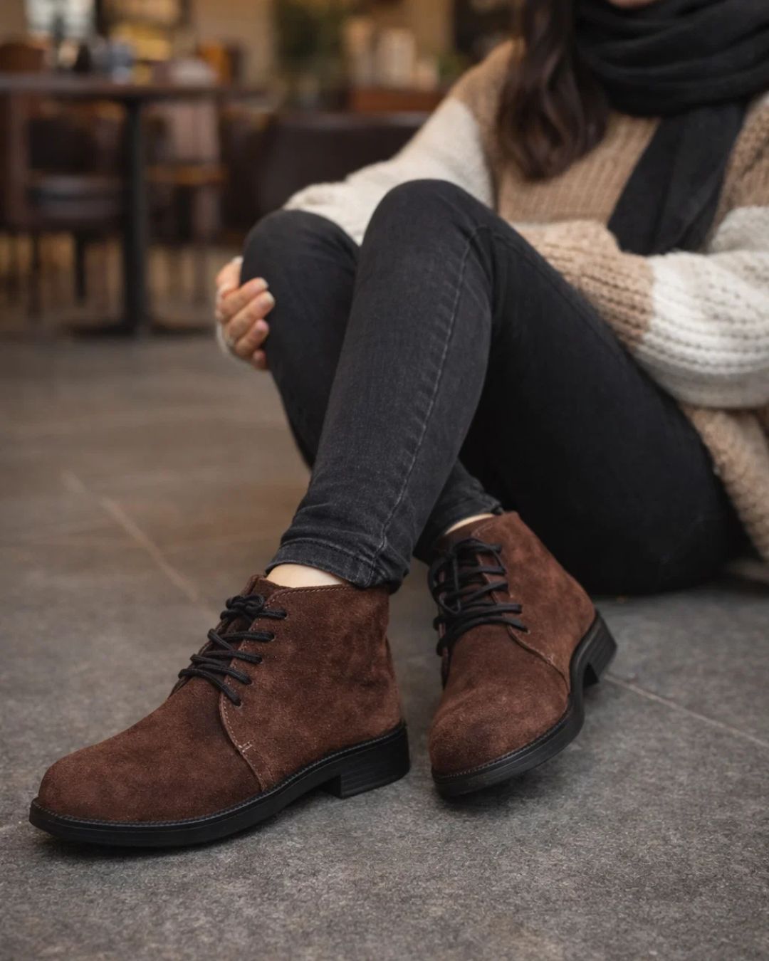 هاف بوت جلد طبيعي