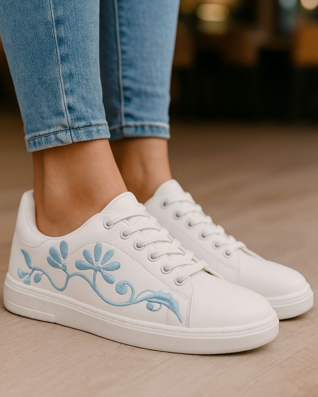 Women's Sneaker - 4019M