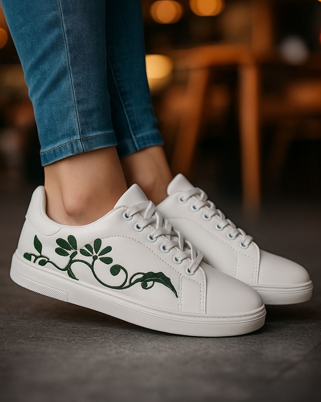 Women's Sneaker - 4019M