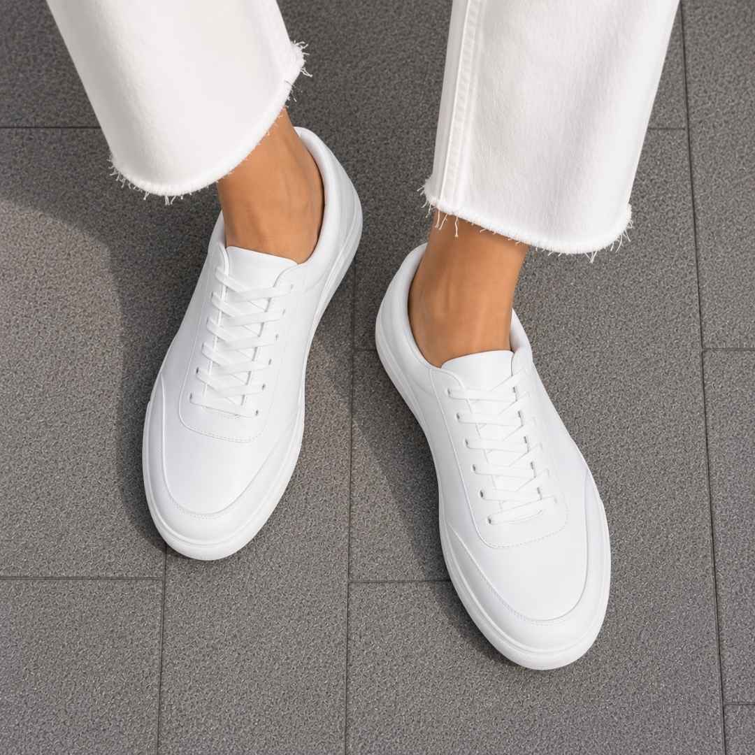 Women' Sneaker 4230