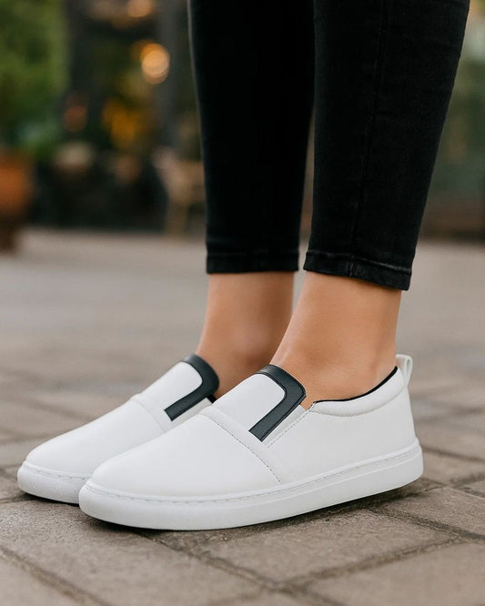 Line Touch Sneaker
