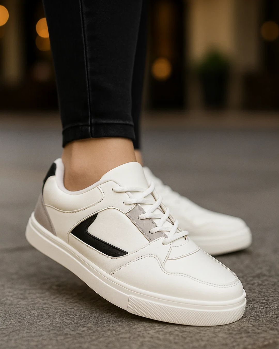 Ultra Max Sneaker 4217