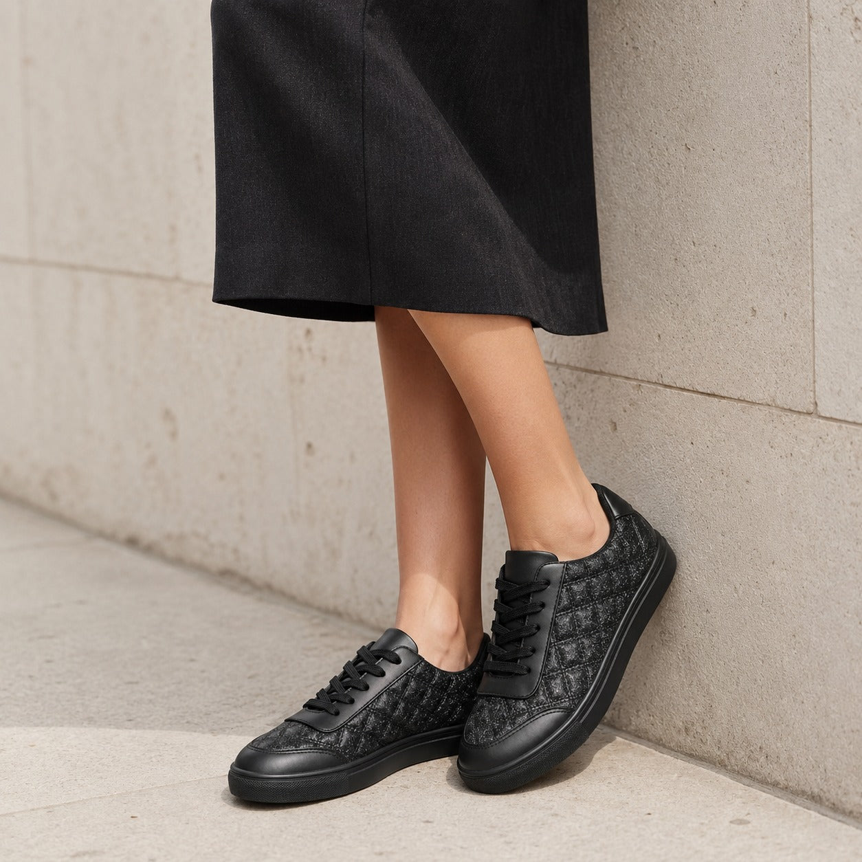 Women’s Quilted Shiny Sneakers