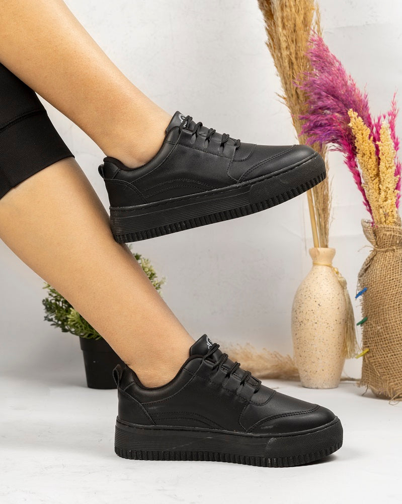 Women's Sneakers - 2032