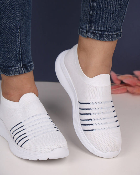 Women's Sneakers - 2030