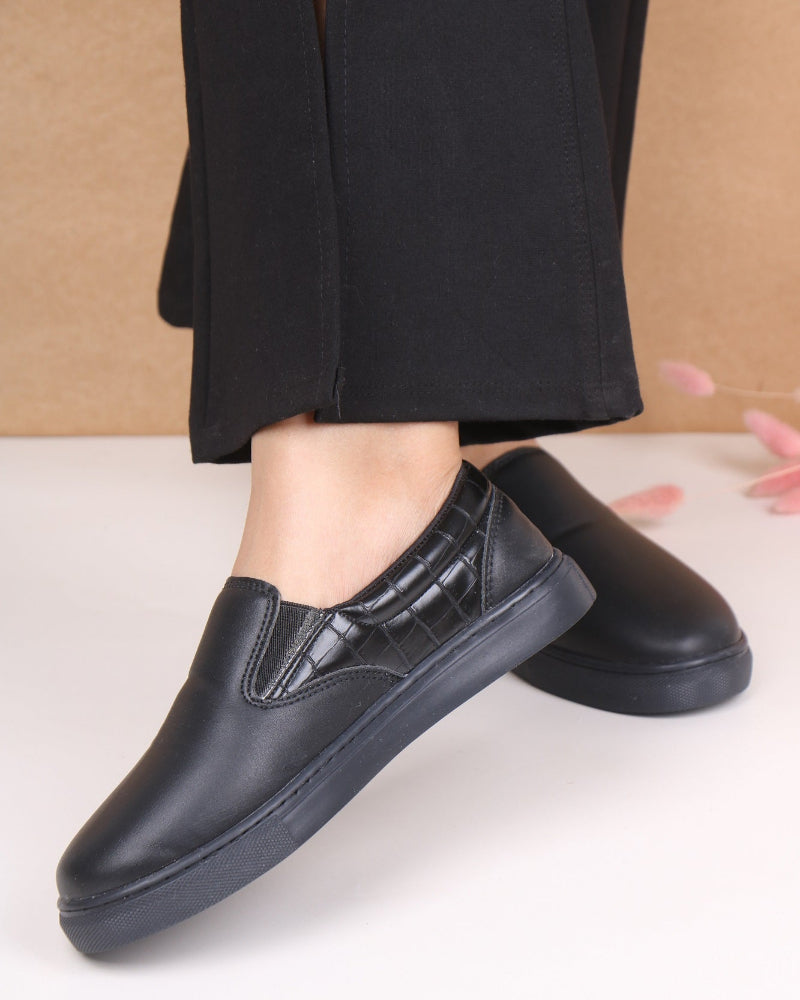 كوتشي فليكس 4009