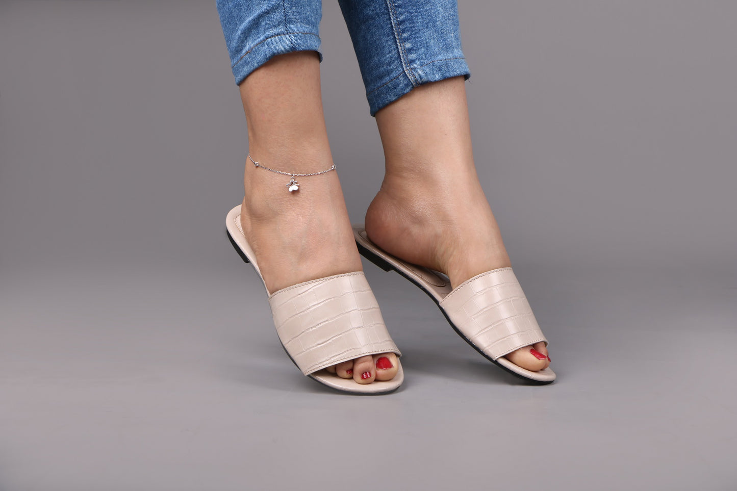 Women's Slipper - 2048