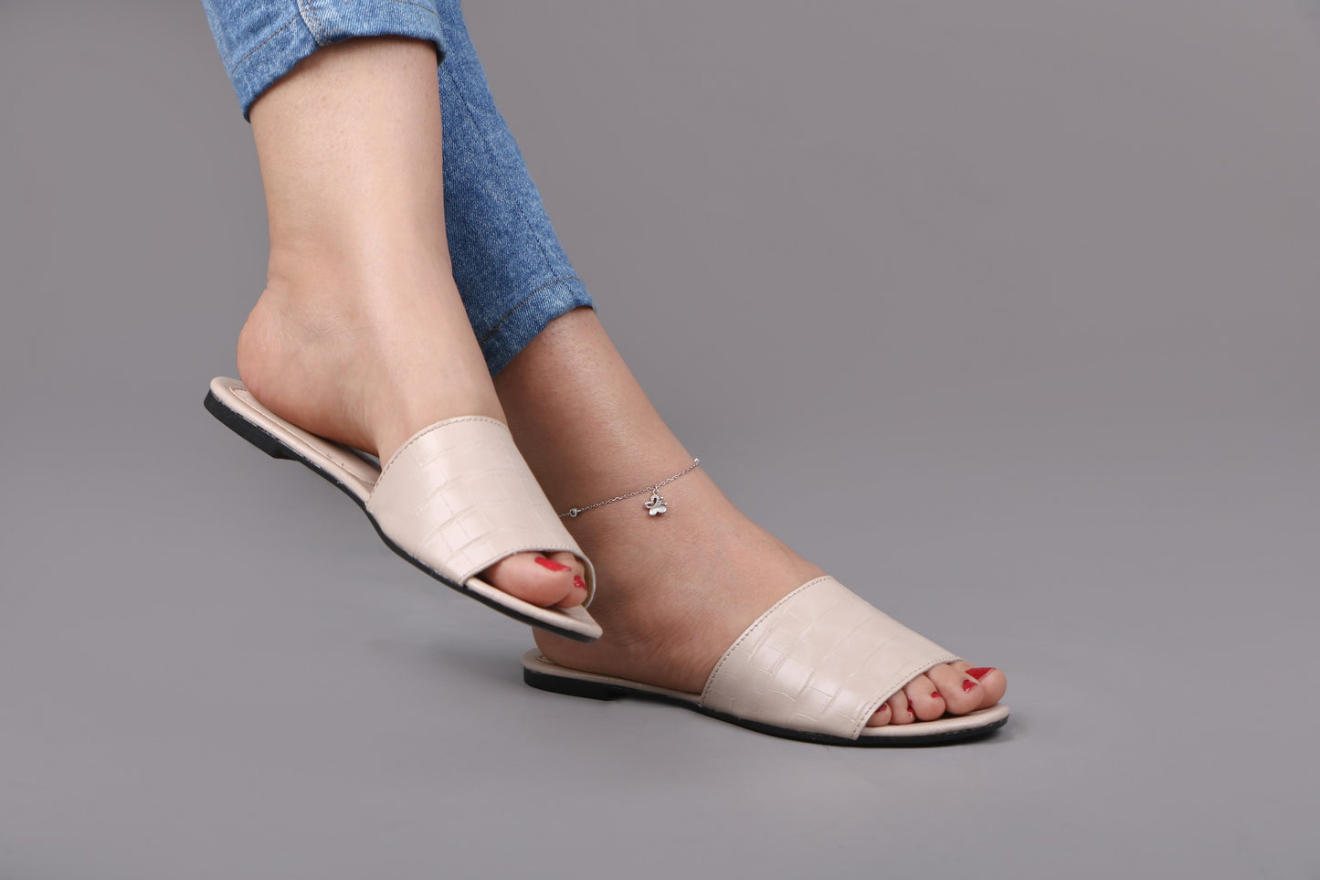 Women's Slipper - 2048