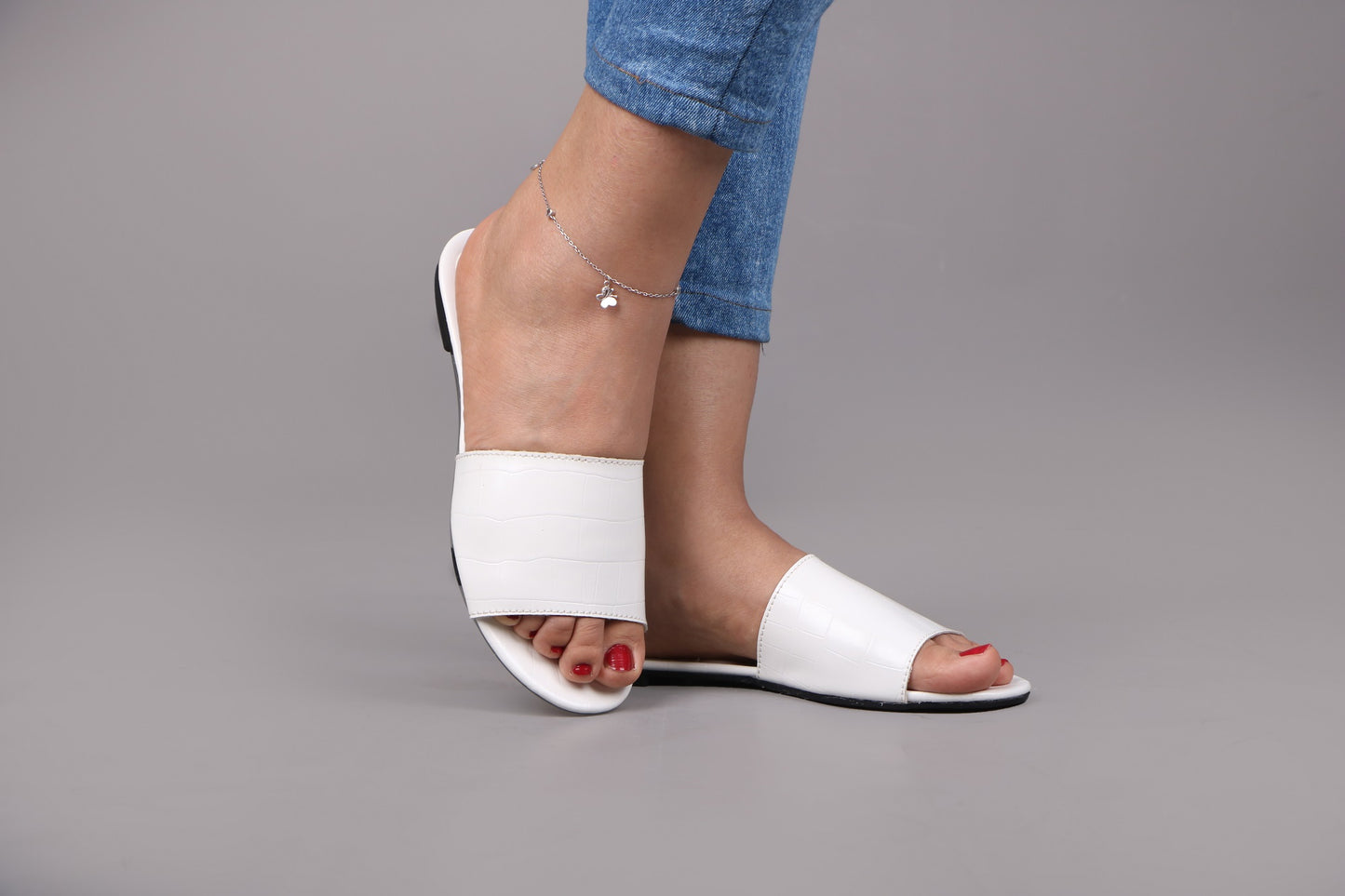 Women's Slipper - 2048