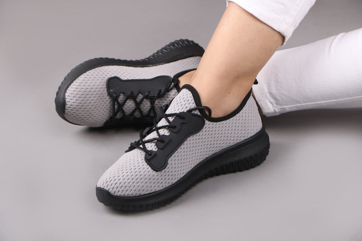 Women's Sneakers 4055