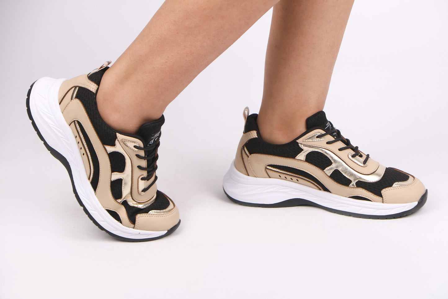 Women's Sneaker - 2084