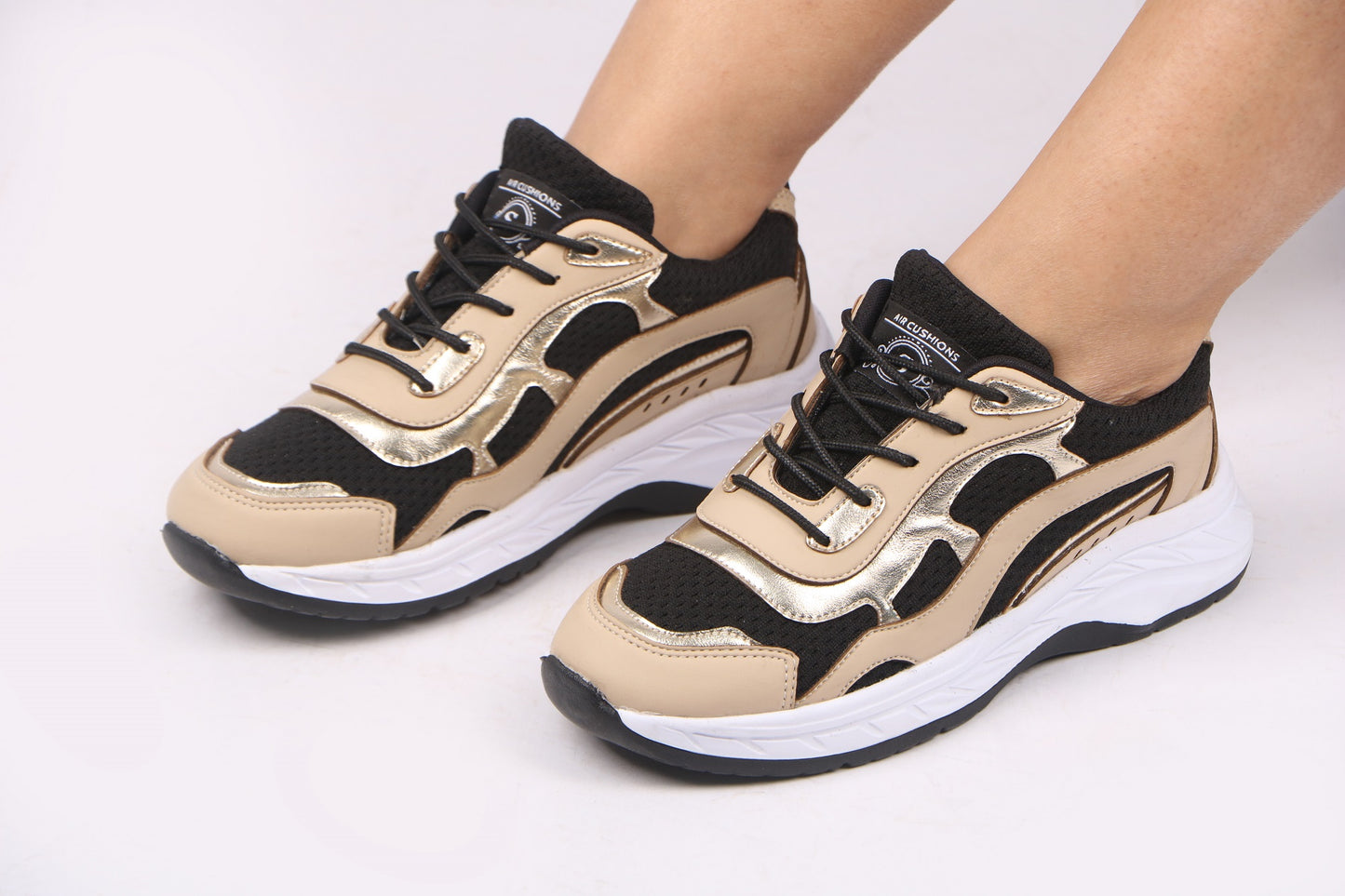 Women's Sneaker - 2084