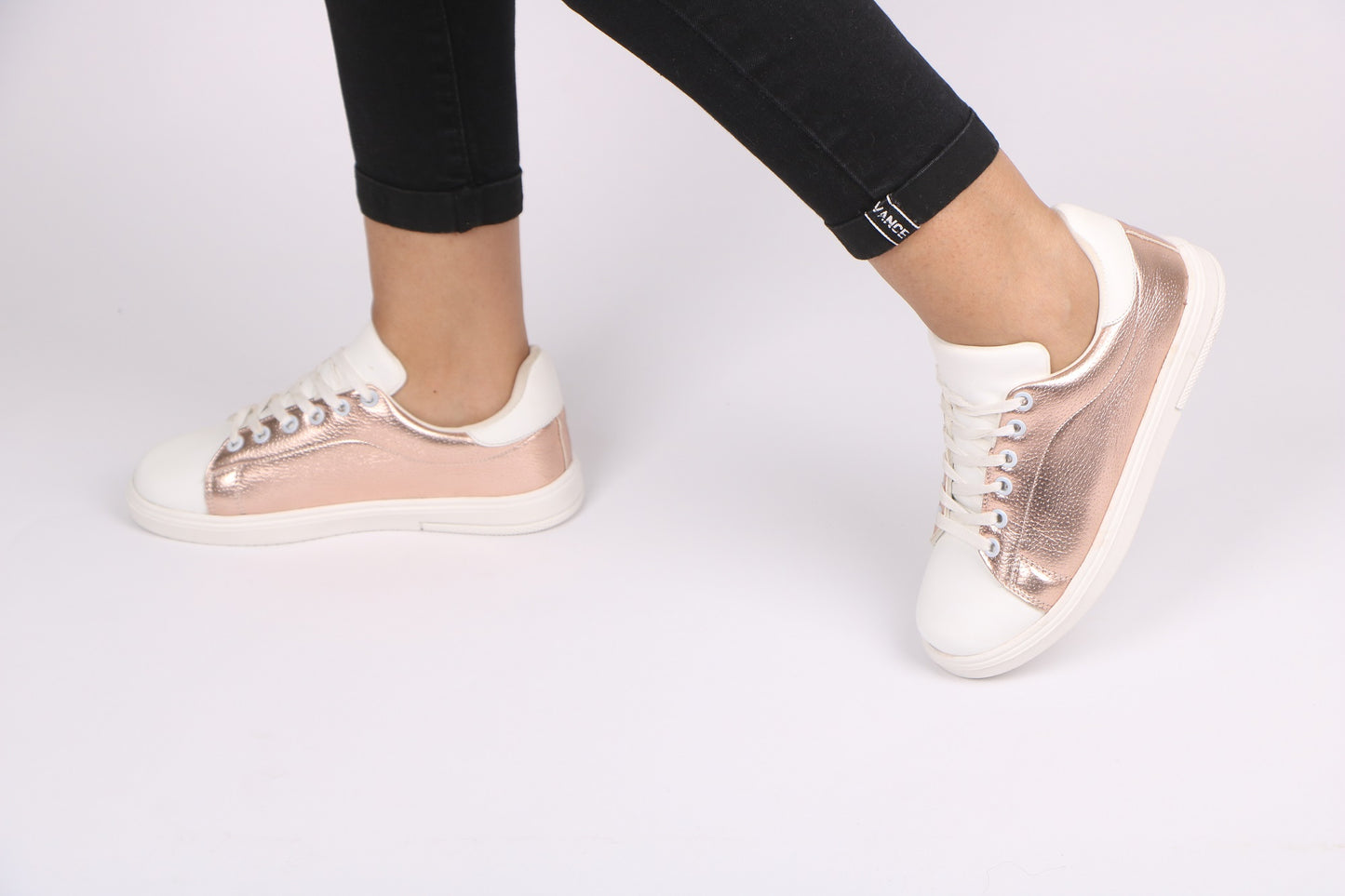 Women's Sneakers 4109