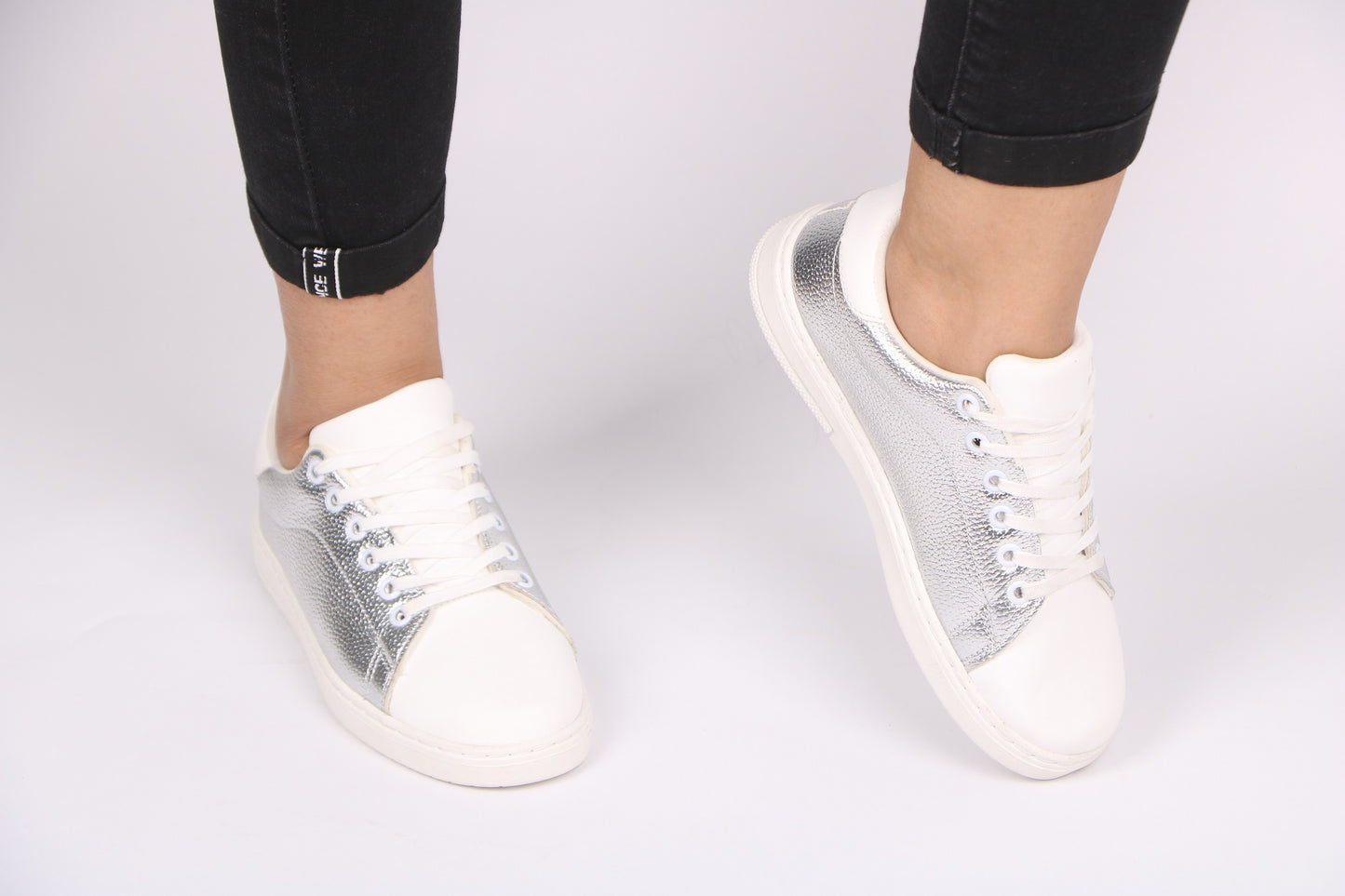 Women's Sneakers 4109