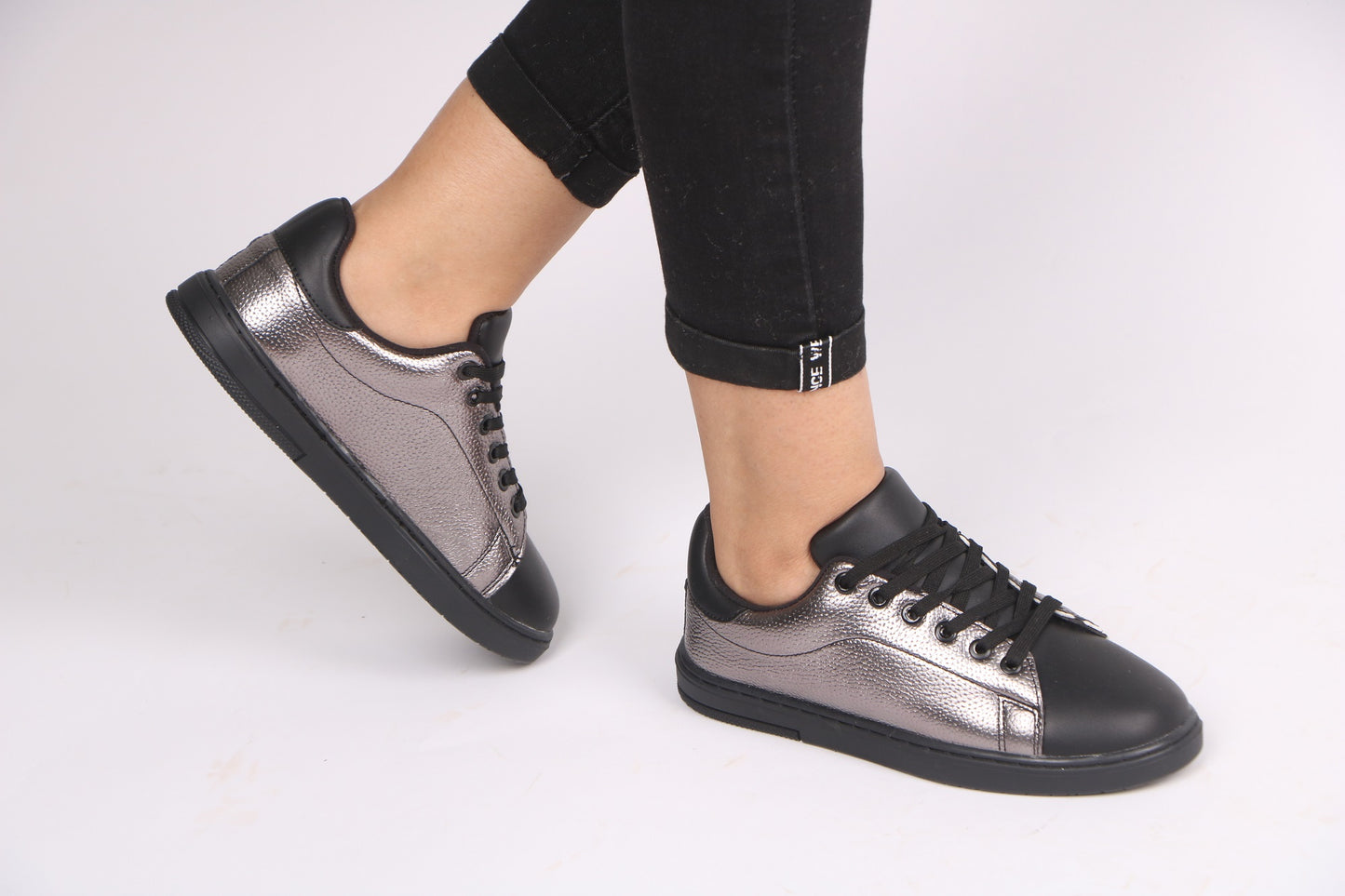 Women's Sneakers 4109