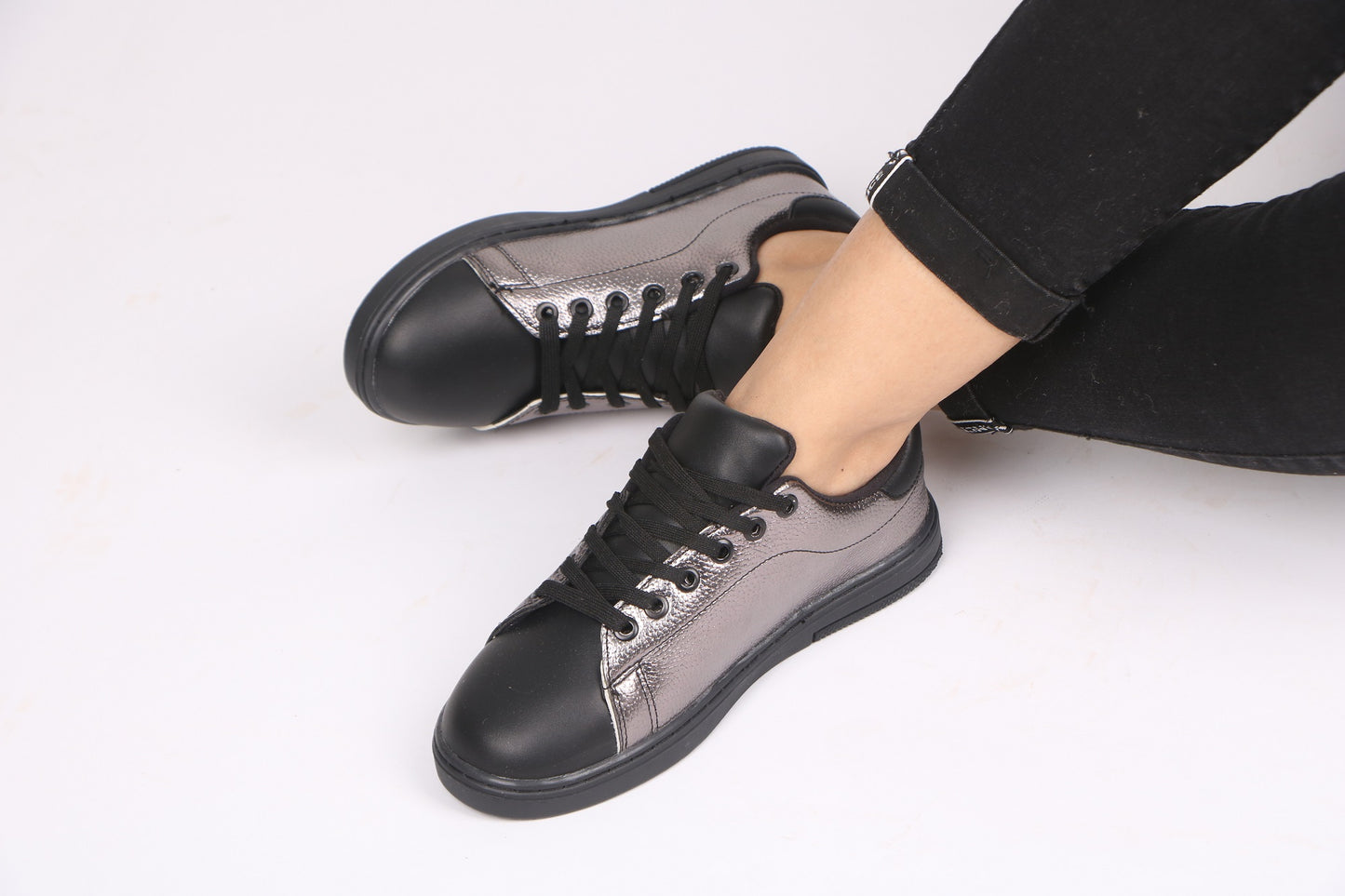 Women's Sneakers 4109