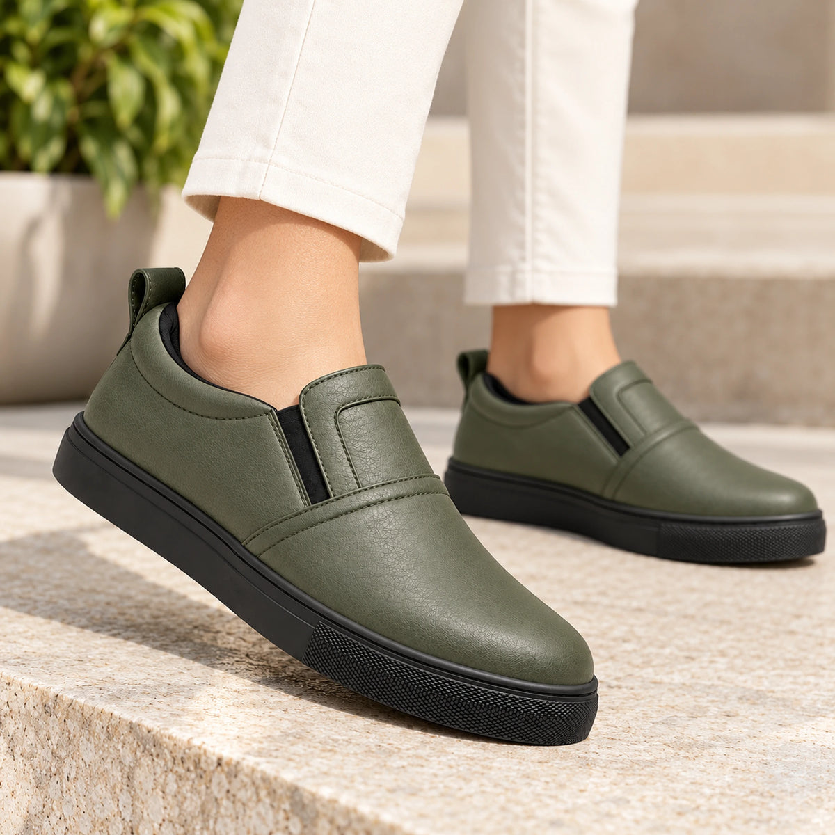 Women's Genuine Leather Slip-On Sneakers – 1043