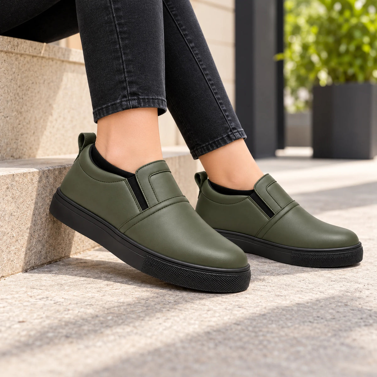 Women's Genuine Leather Slip-On Sneakers – 1043