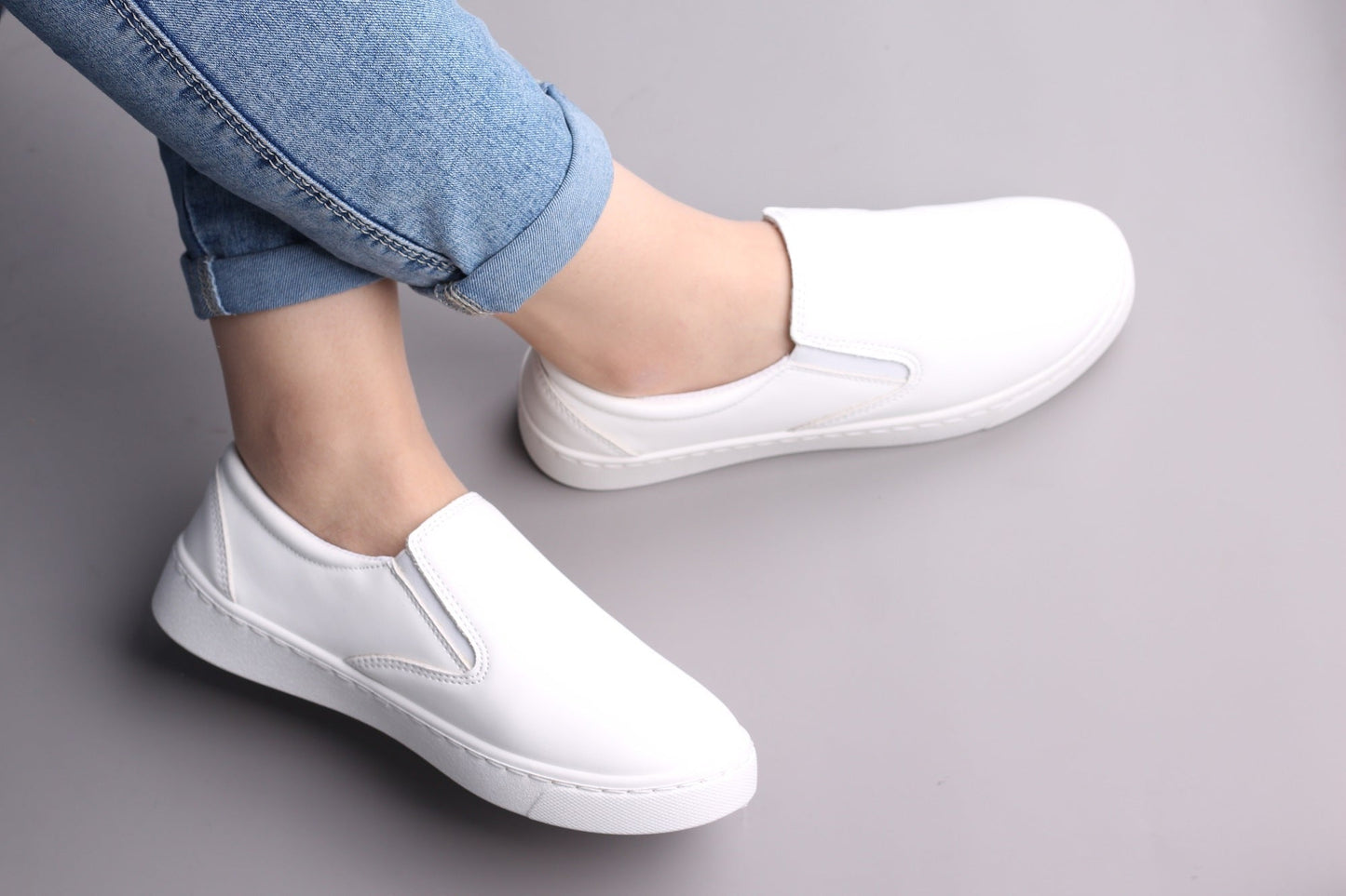 White women's sneakers without lace-up from shoppingooo