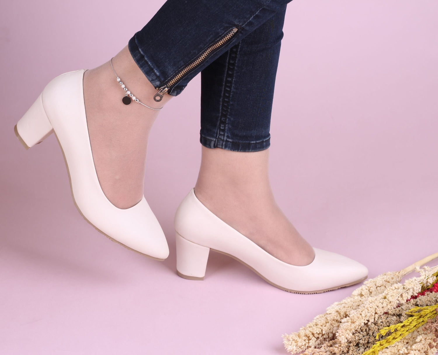 Women's Heels Shoes Online at 20% OFF | OxygenShoes.pk