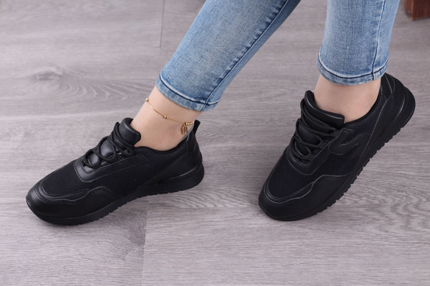 Black leather women's sneakers .International quality at local prices. Buy now leather sneakers from shoppingooo for the comfort of your feet